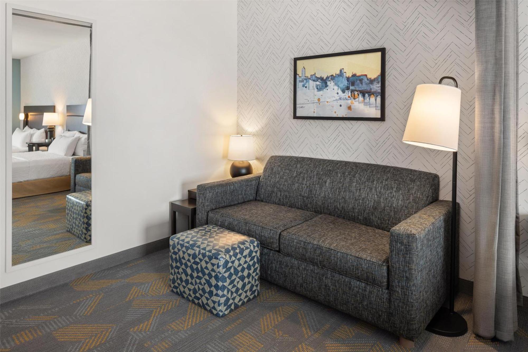 Home2 Suites By Hilton Roseville Minneapolis Exterior photo