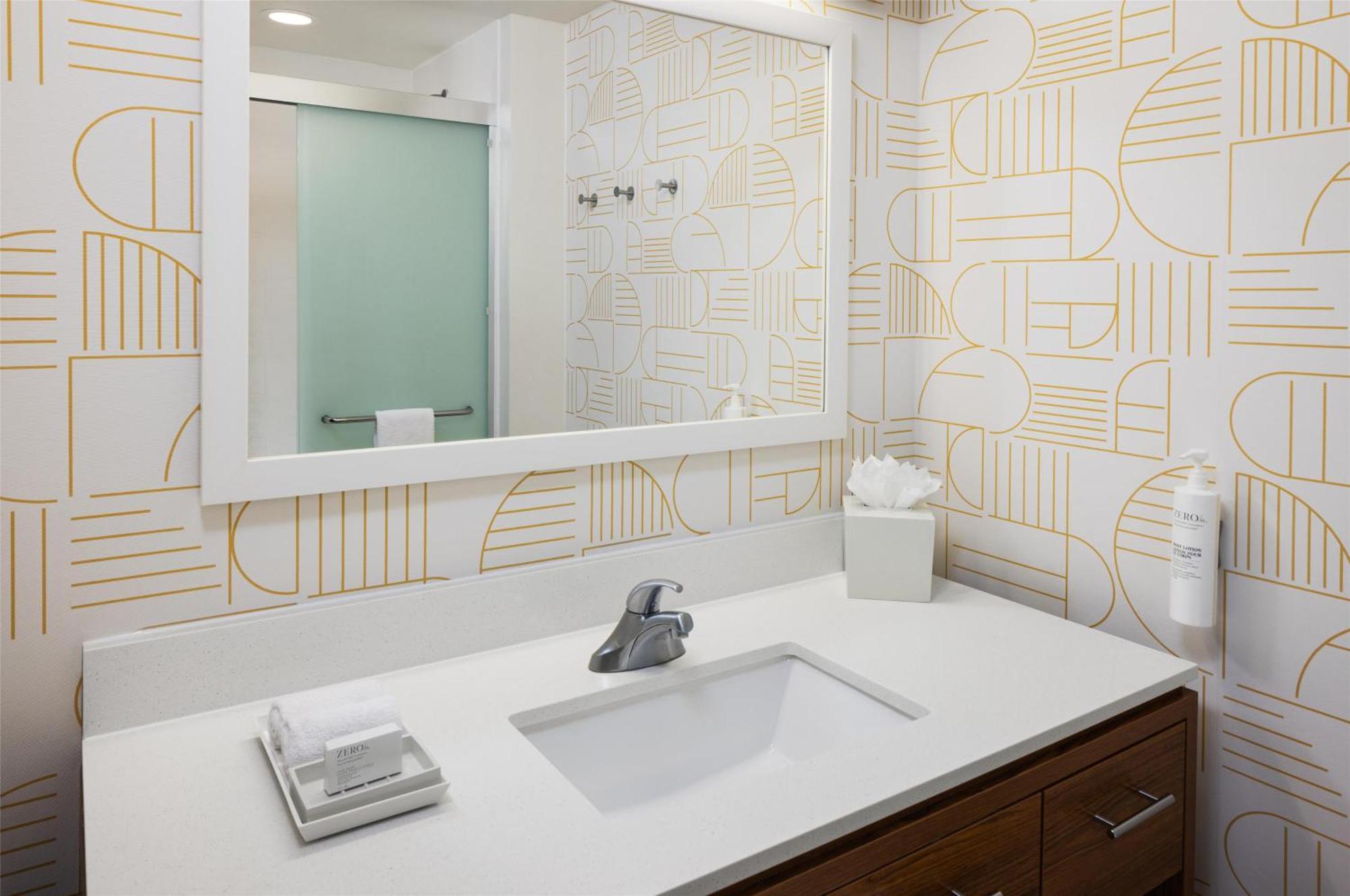 Home2 Suites By Hilton Roseville Minneapolis Exterior photo
