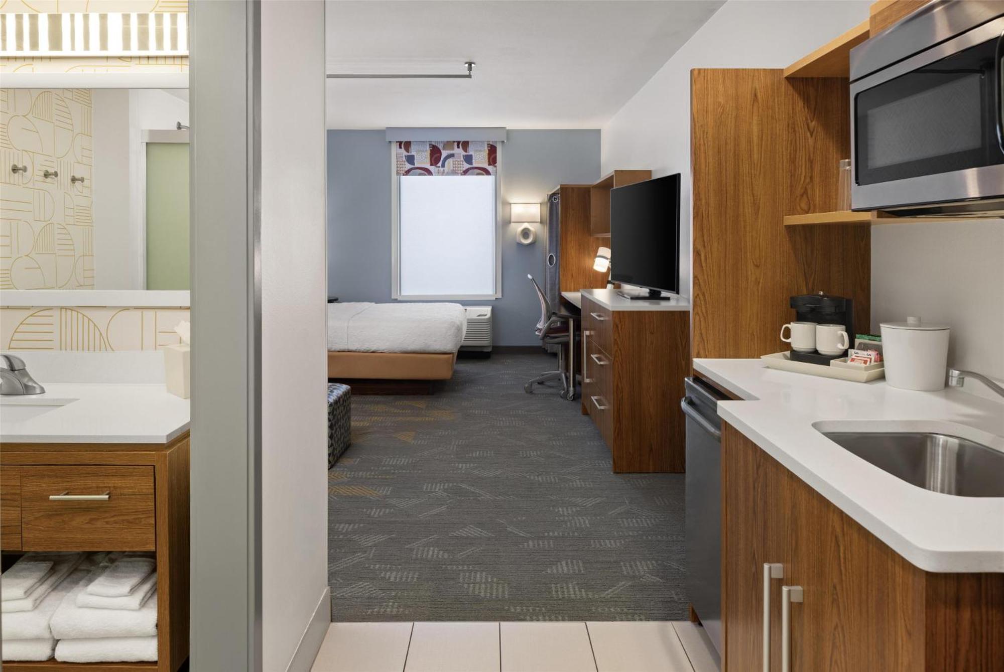 Home2 Suites By Hilton Roseville Minneapolis Exterior photo