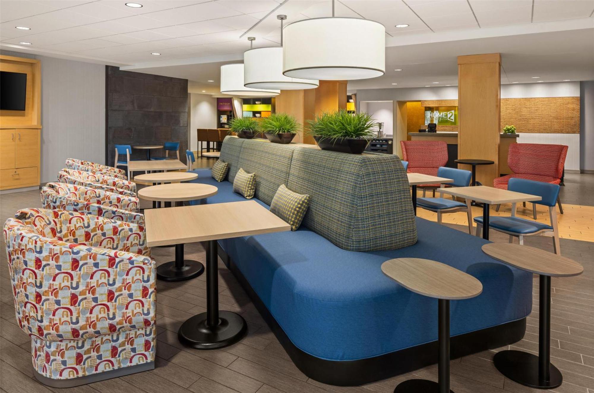 Home2 Suites By Hilton Roseville Minneapolis Exterior photo