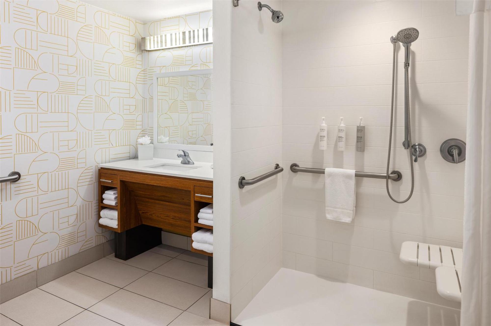 Home2 Suites By Hilton Roseville Minneapolis Exterior photo